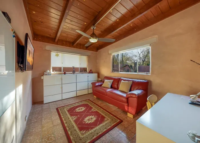 Unique Home, 5 Bedroom 2 Ba, Yoga, Private, 4 Acres Tucson