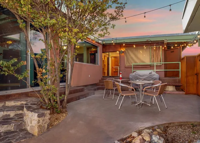 Unique Home, 5 Bedroom 2 Ba, Yoga, Private, 4 Acres * Tucson