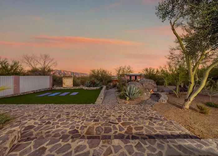 Unique Home, 5 Bedroom 2 Ba, Yoga, Private, 4 Acres