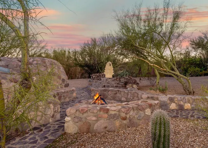 Unique Home, 5 Bedroom 2 Ba, Yoga, Private, 4 Acres * Tucson